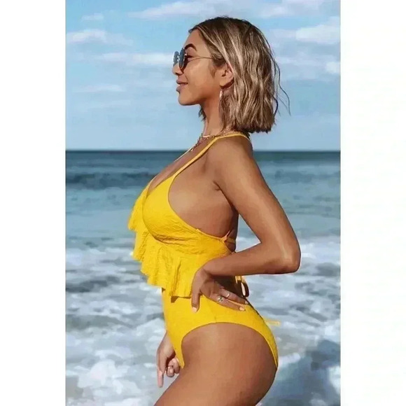 NEW One Piece Swimsuit Size M Yellow Ruffle Lace Up Back V-Neck Boho Whimsy - Picture 3 of 8